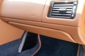 Aston Martin V12 Vantage S Roadster cu transmisie manuala