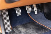 Aston Martin V12 Vantage S Roadster cu transmisie manuala