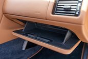 Aston Martin V12 Vantage S Roadster cu transmisie manuala