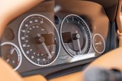 Aston Martin V12 Vantage S Roadster cu transmisie manuala