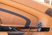 Aston Martin V12 Vantage S Roadster cu transmisie manuala