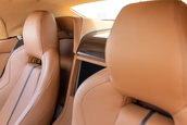 Aston Martin V12 Vantage S Roadster cu transmisie manuala