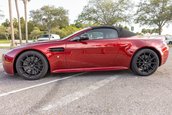 Aston Martin V12 Vantage S Roadster de vanzare