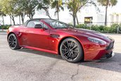 Aston Martin V12 Vantage S Roadster de vanzare