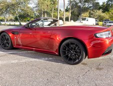 Aston Martin V12 Vantage S Roadster de vanzare