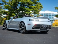 Aston Martin V12 Vantage S Roadster de vanzare