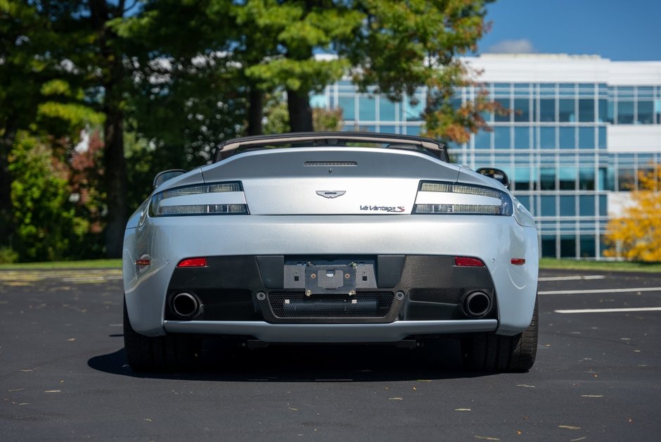 Aston Martin V12 Vantage S Roadster de vanzare