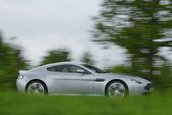 Aston Martin V12 Vantage