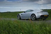 Aston Martin V12 Vantage