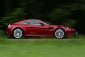 Aston Martin V12 Vantage