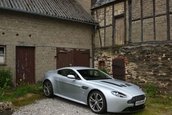Aston Martin V12 Vantage