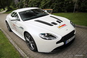 Aston Martin V12 Vantage