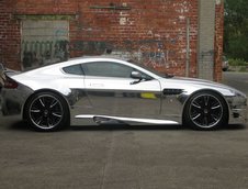 Aston Martin V8 Vantage cromat