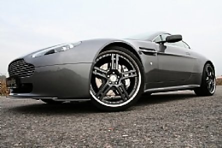 Aston Martin V8 Vantage de la Cargraphic Aston Martin V8 Vantage de la Cargraphic