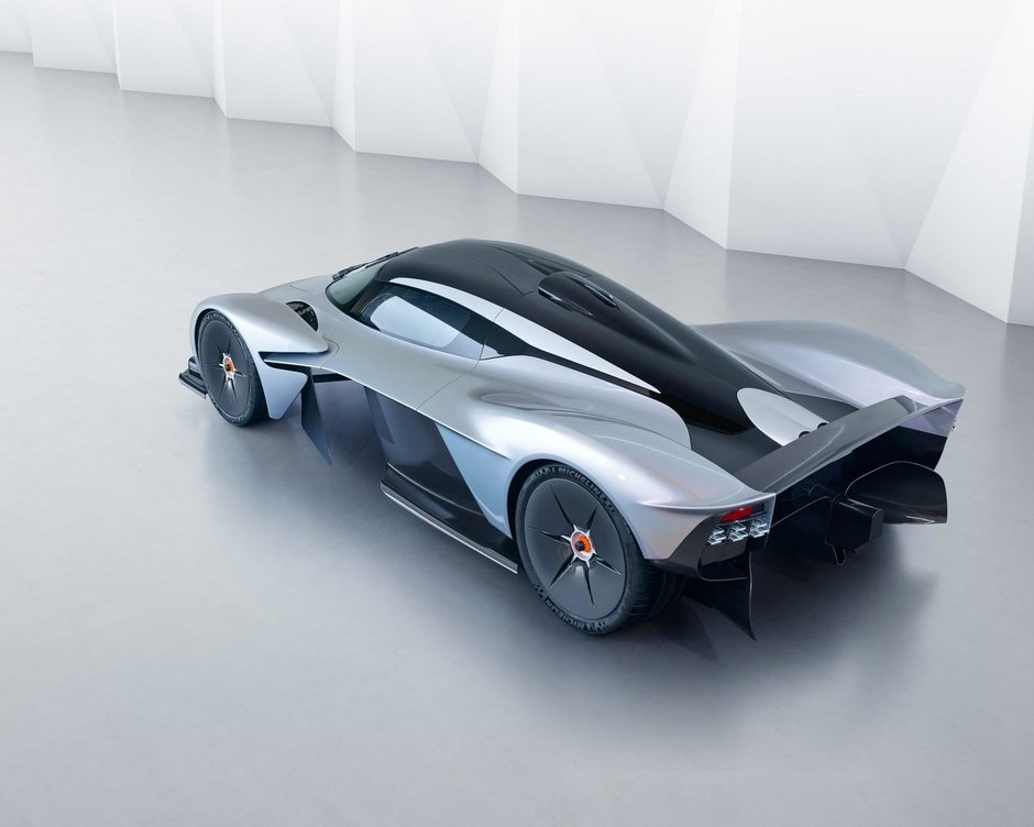 Aston Martin Valkyrie - Poze noi