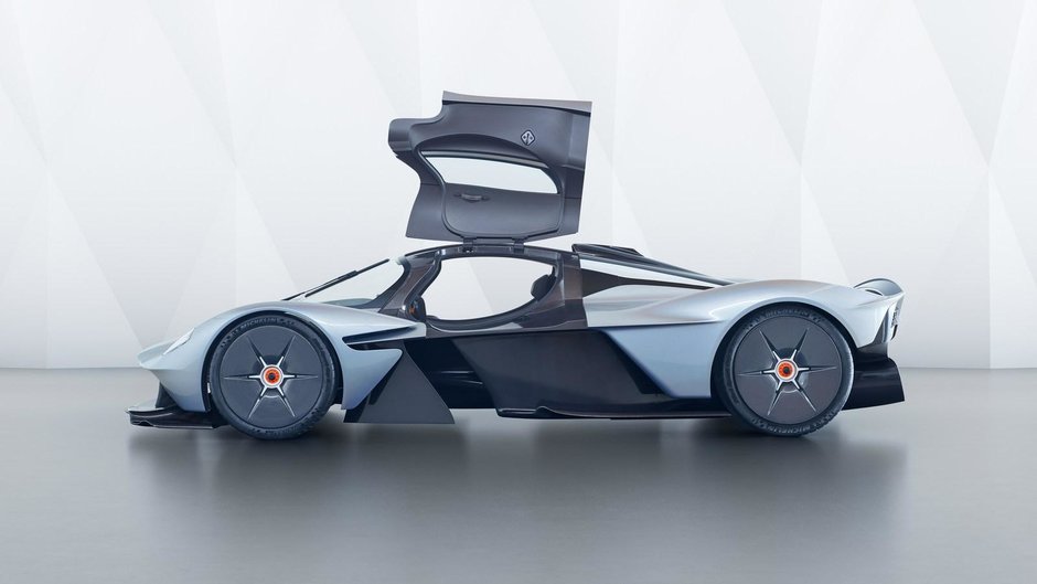 Aston Martin Valkyrie - Poze noi