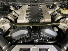 Aston Martin Vanquish V12 de vanzare