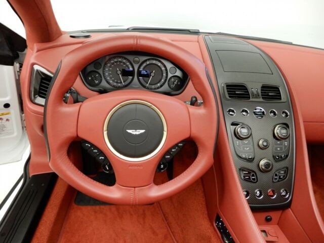 Aston Martin Vanquish Zagato Volante Speedster de vanzare