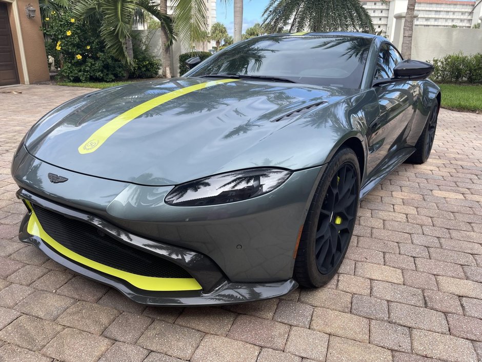 Aston Martin Vantage AMR 59 de vanzare