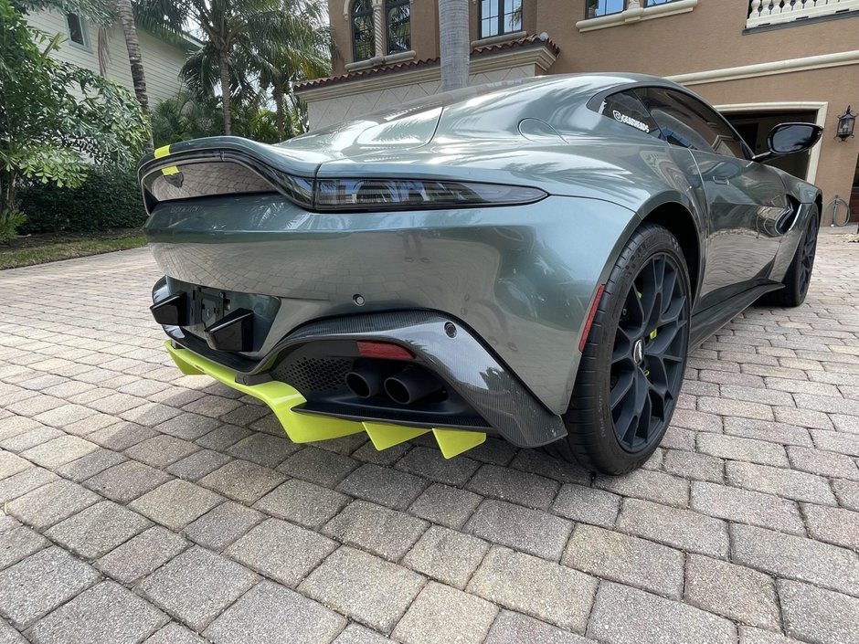 Aston Martin Vantage AMR 59 de vanzare