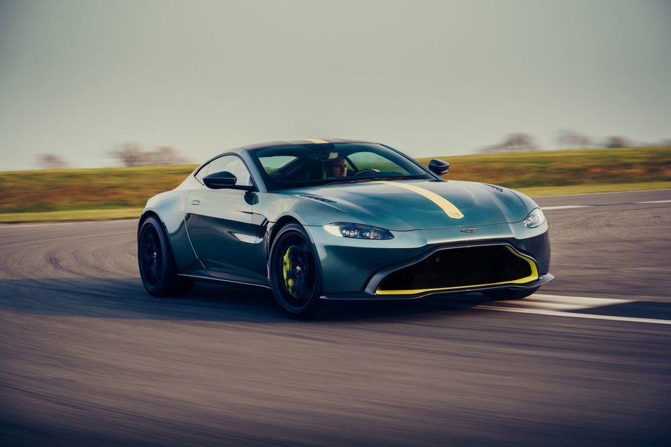 Aston Martin Vantage AMR