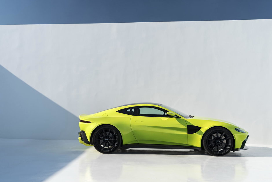 Aston Martin Vantage