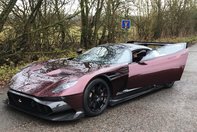 Aston Martin Vulcan de strada