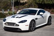 Aston V12 Vantage S cu 167 de mile