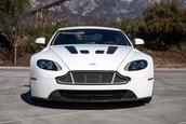 Aston V12 Vantage S cu 167 de mile