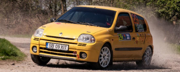 Atac la podium cu modelul Renault Clio RS