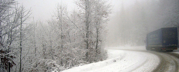 Atentie, soferi! Pe Transfagarasan se circula in conditii de iarna