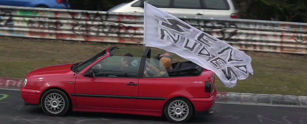 Au mers la Nurburgring sa vada cele mai tari masini, dar s-au stricat la burta de la atata ras. Ce au filmat