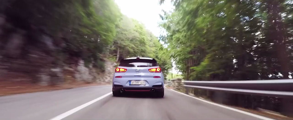 Au scos in teste noua masina a fostului sef de la BMW M. "Uitati de comparatiile cu Golf GTI!"