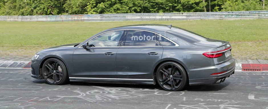 Au surprins viitoarea limuzina de performanta de la Audi complet necamuflata. Cati cai urmeaza sa aiba noul S8 Au surprins viitoarea limuzina de performanta de la Audi complet necamuflata. Cati cai urmeaza sa aiba noul S8