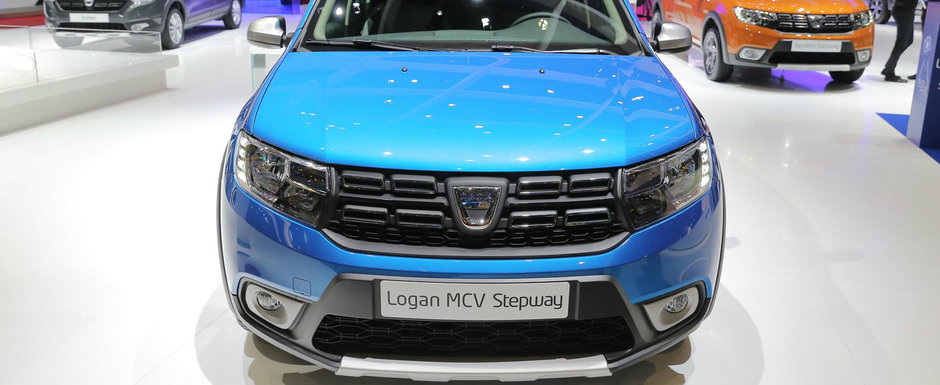 Au uitat de Ferrari si Lamborghini cand au vazut noul Logan MCV Stepway in carne si oase Au uitat de Ferrari si Lamborghini cand au vazut noul Logan MCV Stepway in carne si oase