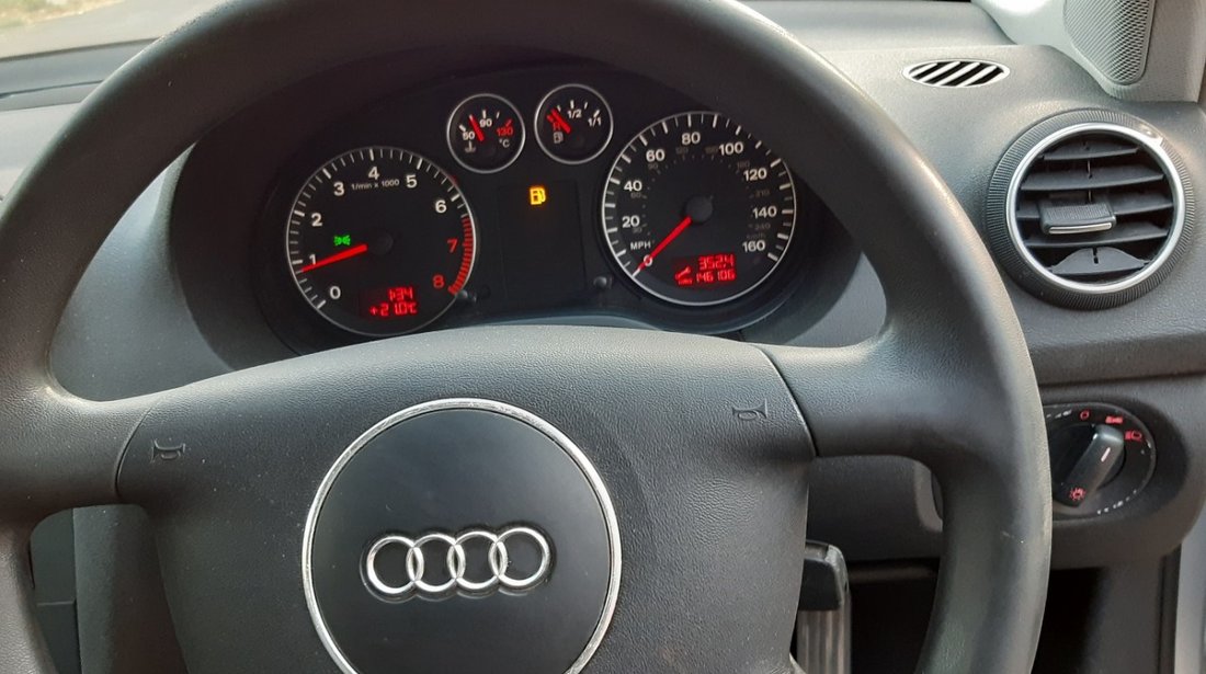 Audi A3 1.6 benzina 2005