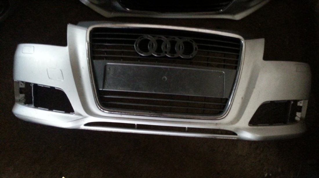 AUDI A3 8P  bara fata Facelift