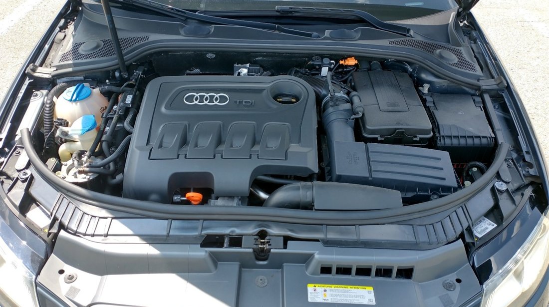 Audi A3 EURO 5 Xenon LED Neon full 2010