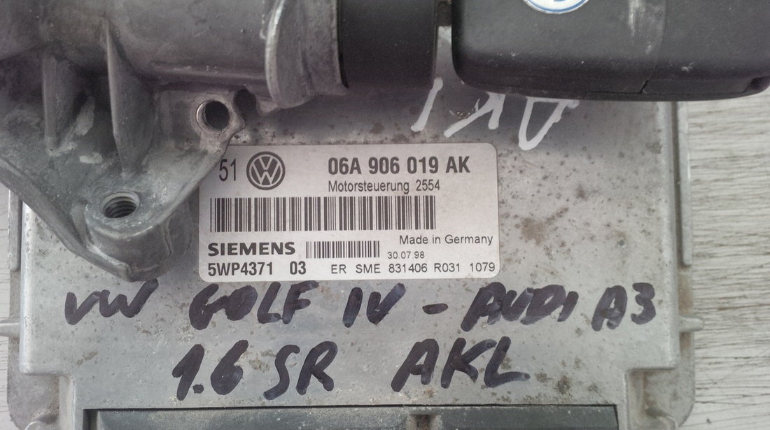 audi a3 vw golf 4 1.6sr AKL 06A906019AK SIEMENS