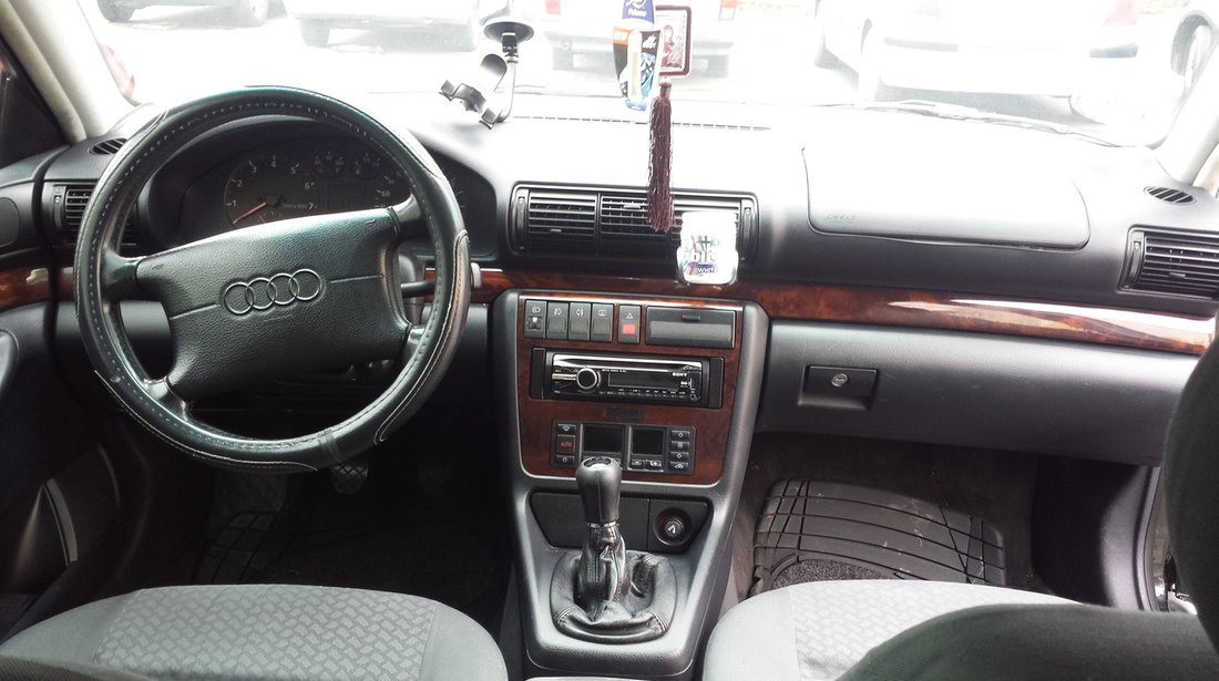 Audi A4 1.6 1996