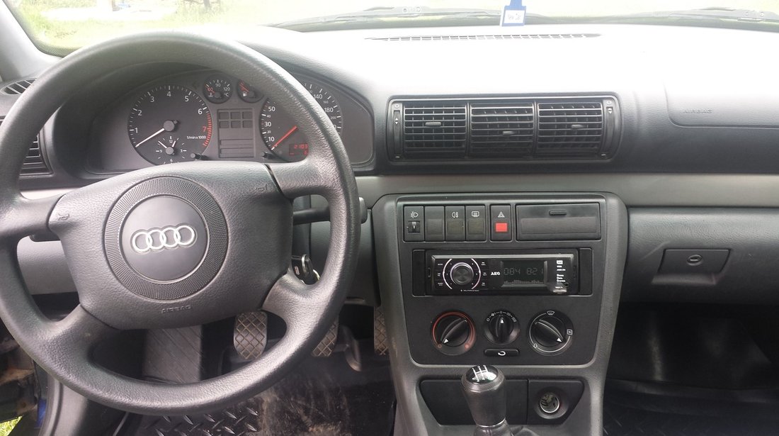 Audi A4 1.6 1998