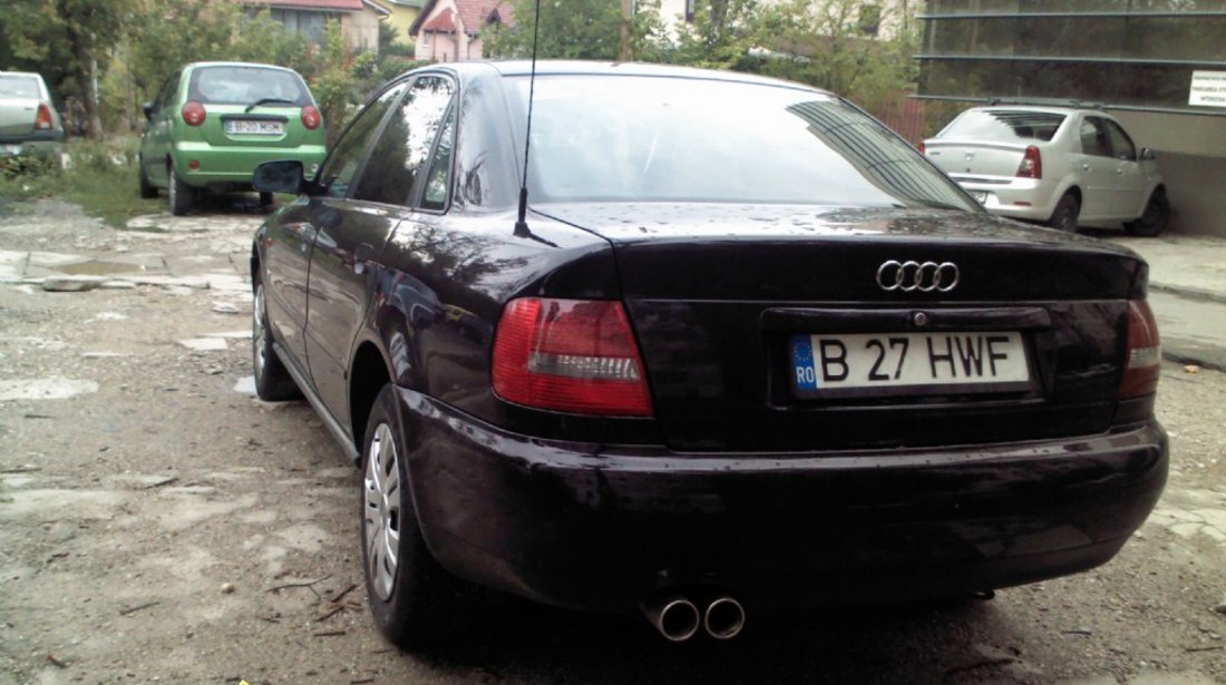 Audi A4 1,8 benzina 1996