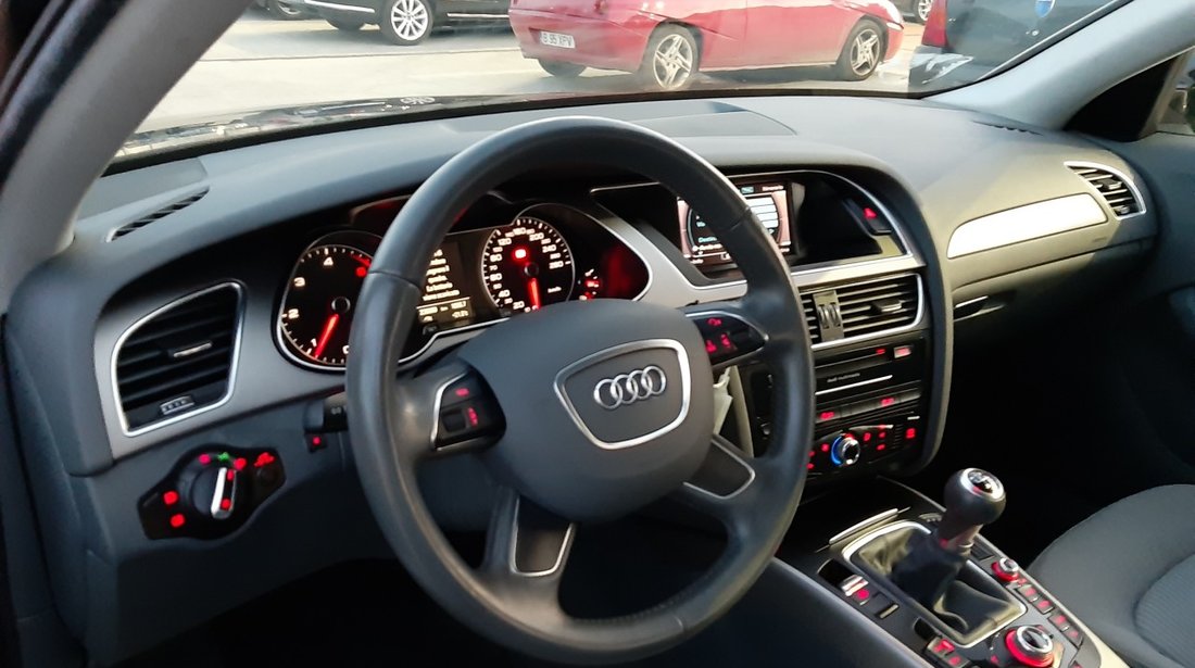 Audi A4 2.0 diesel 2013