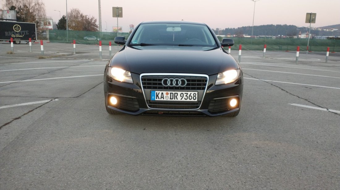 Audi A4 2.0 TDI Limizina 128.000 km Automata Euro 5 2011