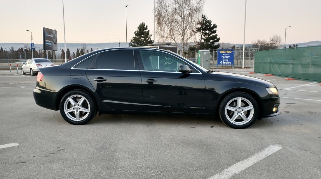 Audi A4 2.0 TDI Limizina 128.000 km Automata Euro 5 2011