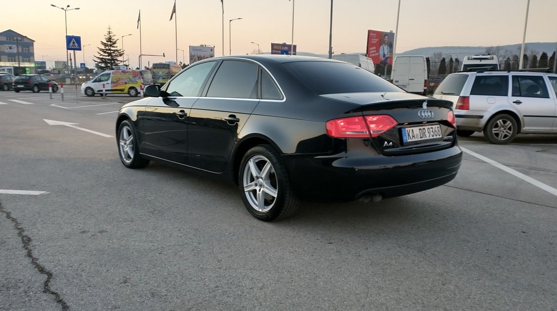 Audi A4 2.0 TDI Limuzina 128.000 km Automata 2011