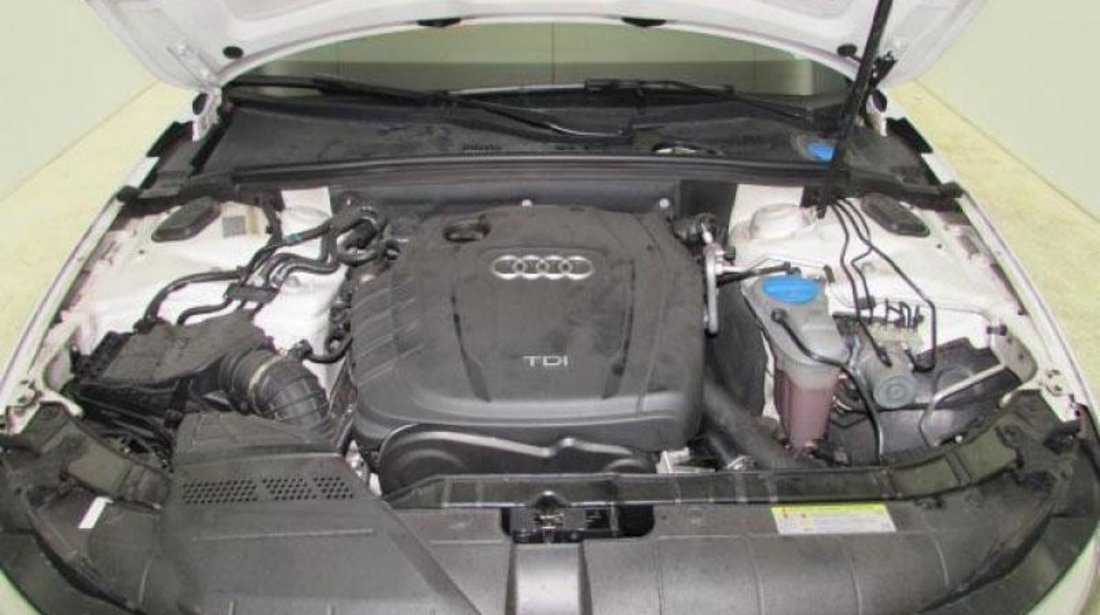 Audi A4 2.0 TDI multitronic 143 CP Start/Stop 2013