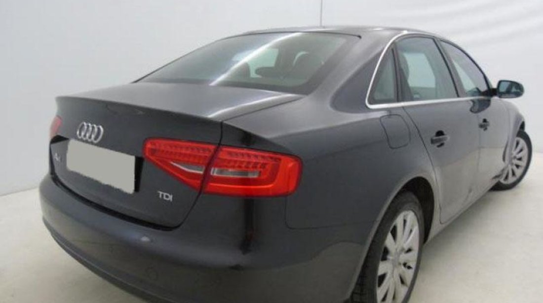 Audi A4 2.0 TDI multitronic 143 CP Start/Stop 2013