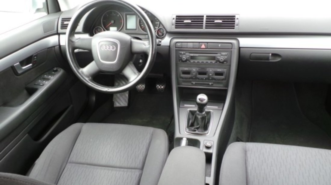 Audi A4 2.0TDi 140CP Clima 2005