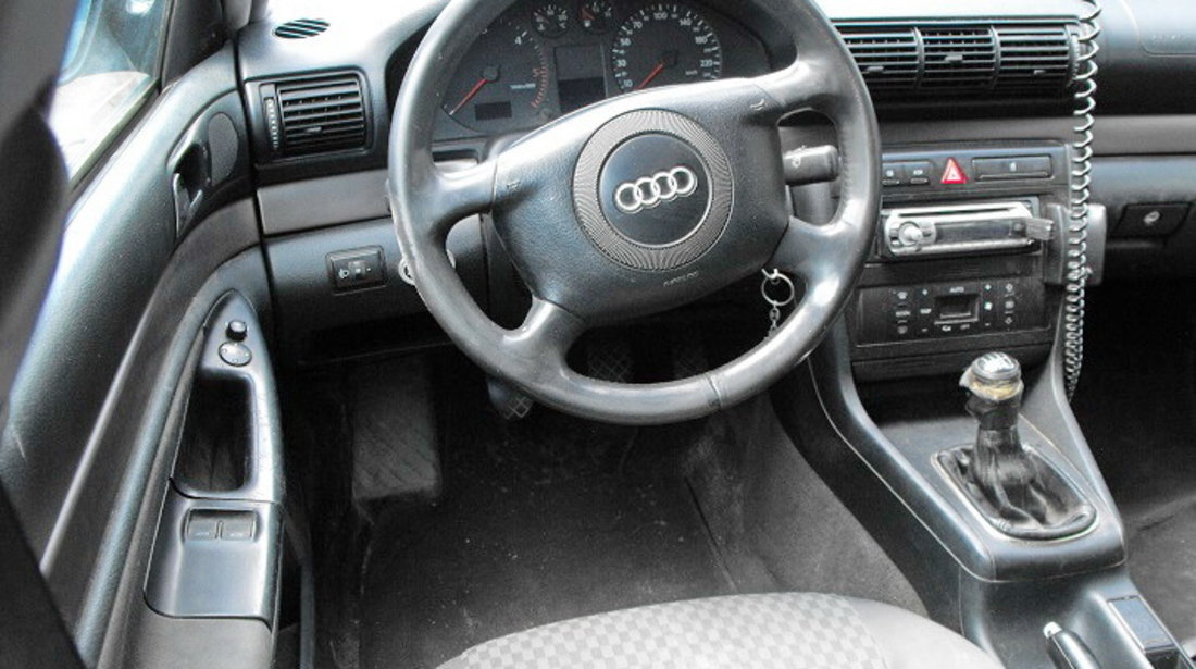 Audi A4 2.5 TDI 2000